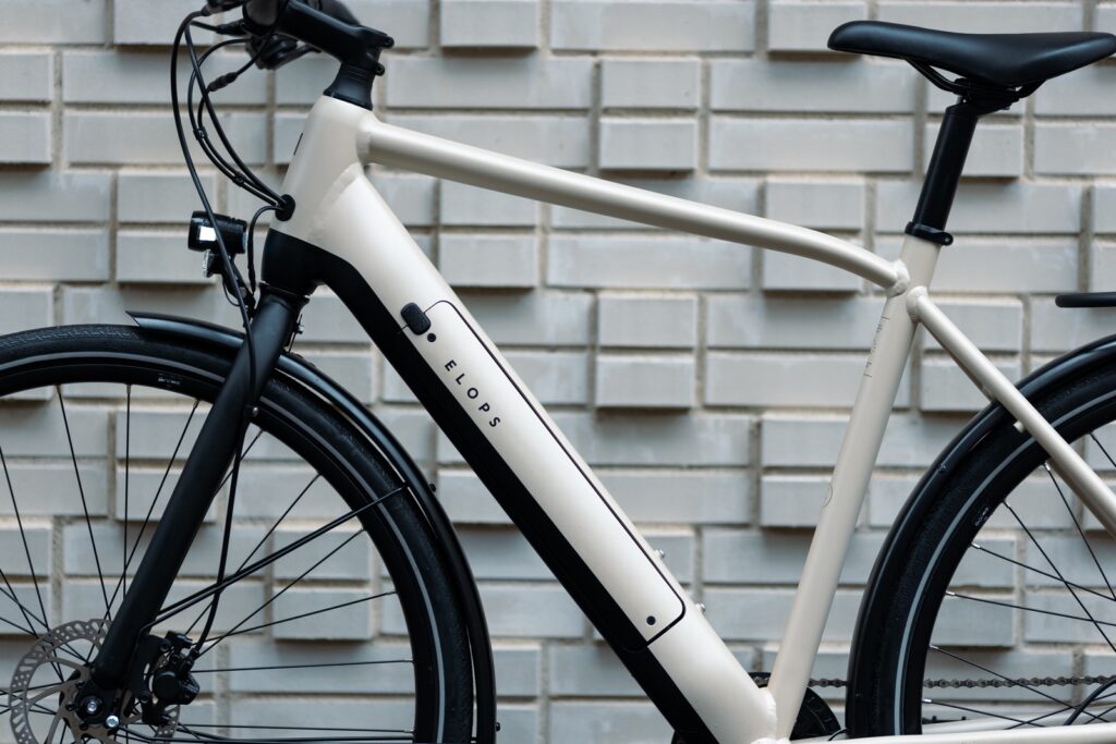 Vélo électrique Decathlon LD500 E : design et performance