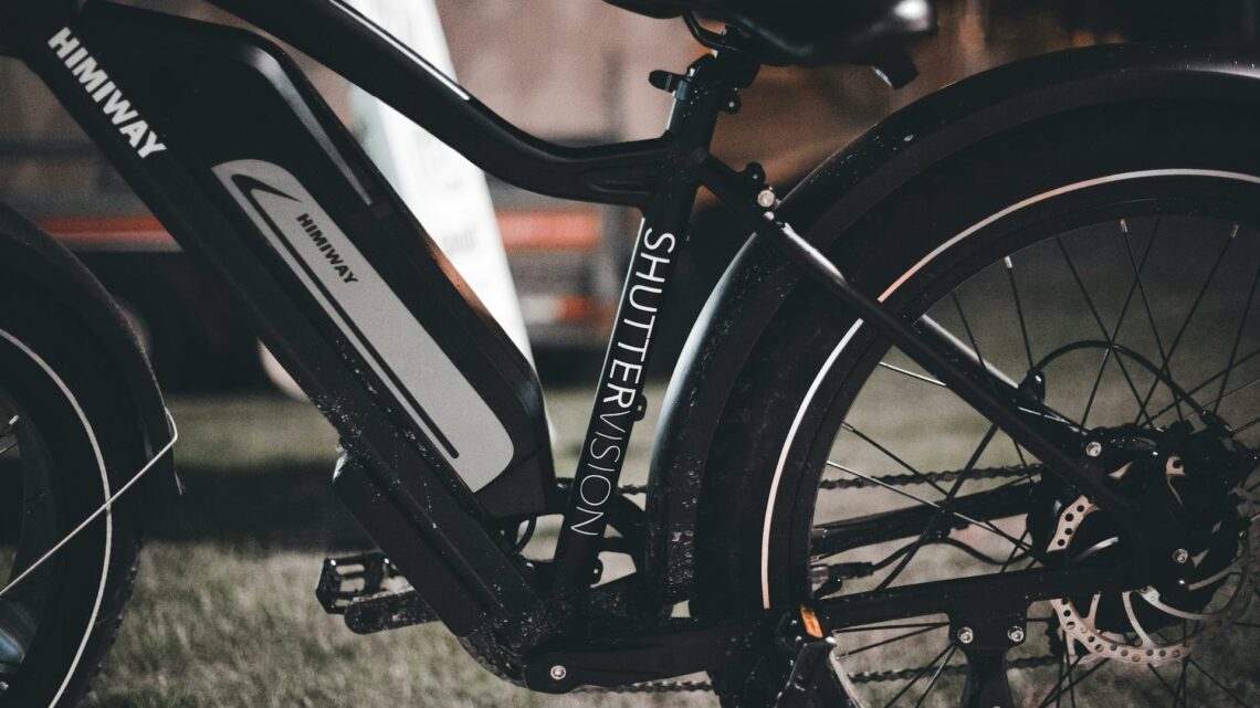 Fraude massive aux vélos électriques chinois à 250m€ : + de 2500 conteneurs saisis et des douaniers impliqués dans un vaste réseau